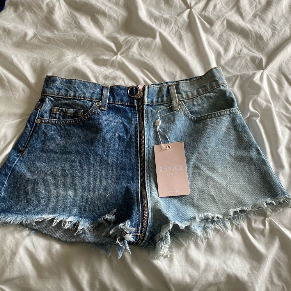 Revice Jean shorts